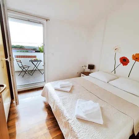 House Dora * プナト