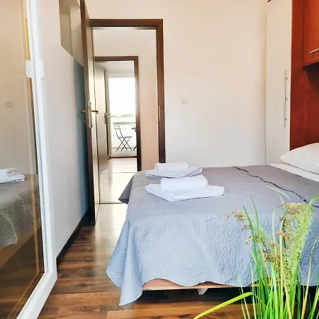 House Dora Apartment Punat